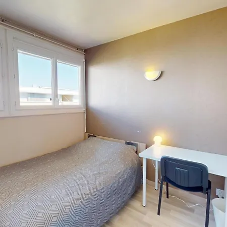85 M2 Lumineux 4 Апартаменты Клермон-Ферран